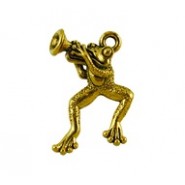 Frog with Horn #415NM Frog with Horn #415NM