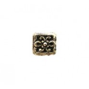 Looped Fleur Cube Bead #2139 Looped Fleur Cube Bead #2139