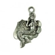 Mermaid On Half Shell #1237NM Mermaid On Half Shell #1237NM