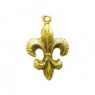 Striated Fleur De Lis #1695 Striated Fleur De Lis #1695